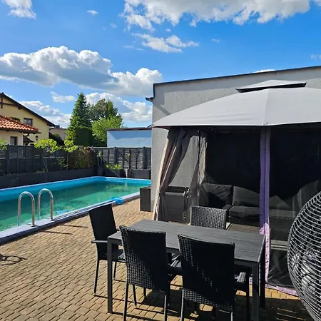 Aqua Pool House 别墅 Wągrowiec
